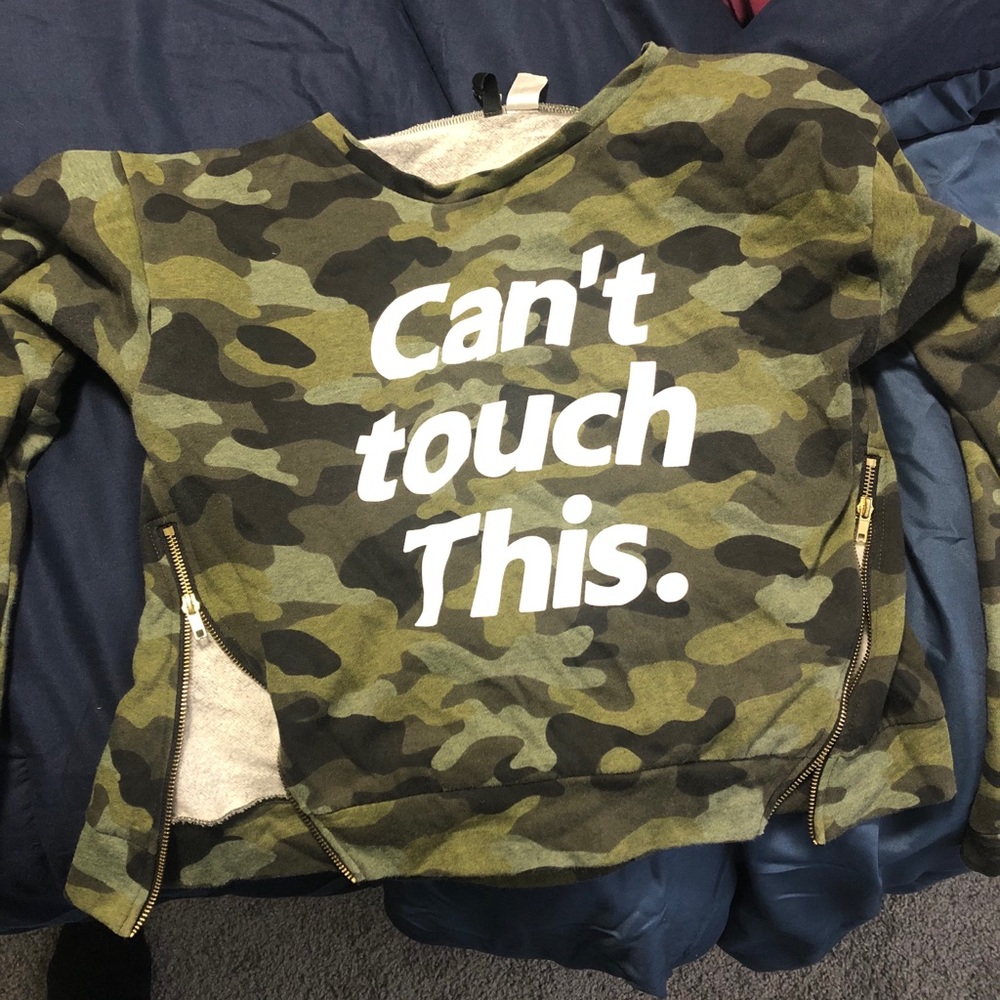 “ Can’t touch this “ famo sweatshirt. Size Large